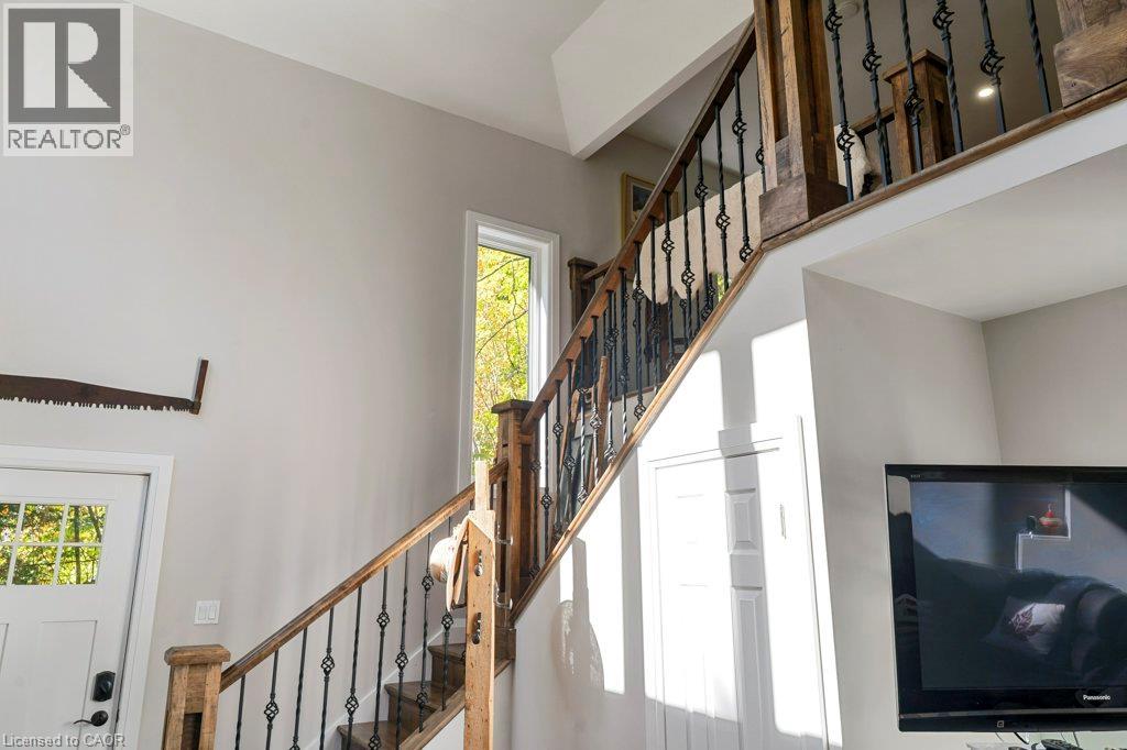 8 15th Avenue Property Photo 18