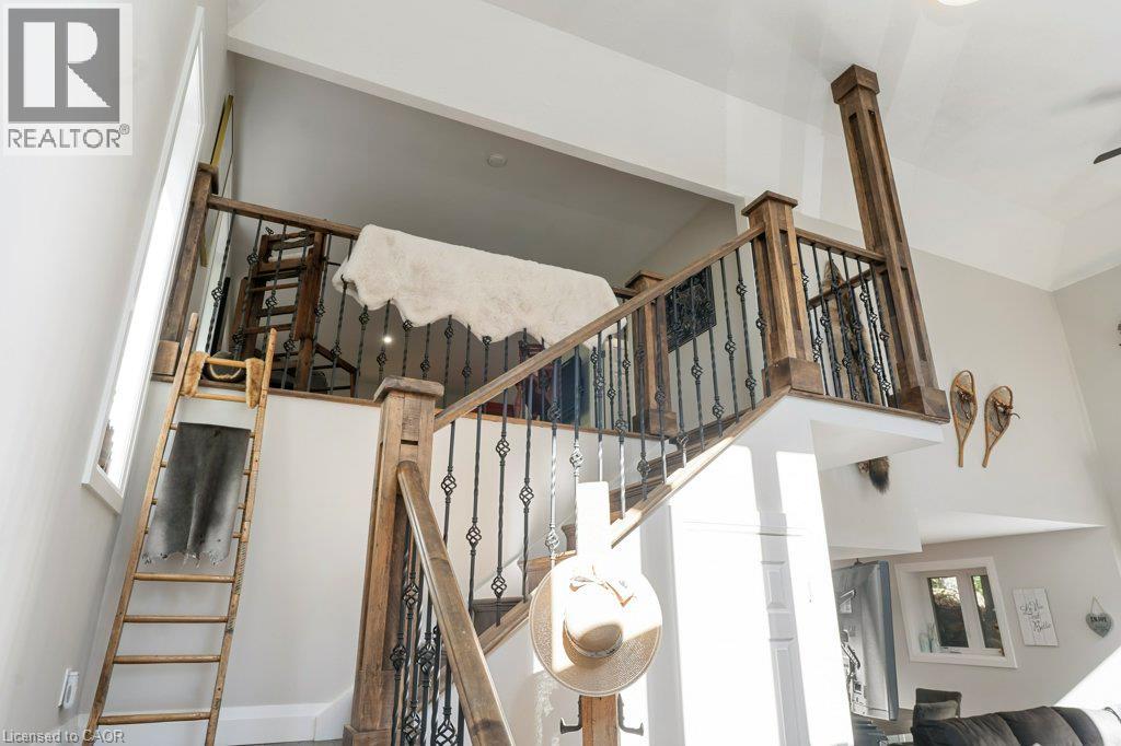 8 15th Avenue Property Photo 19