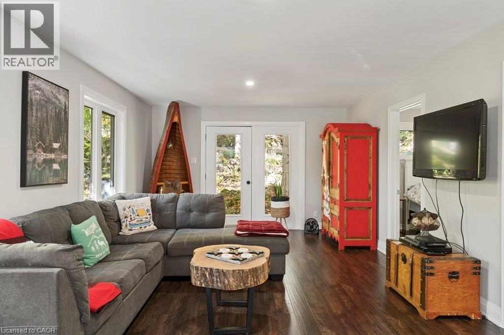 8 15th Avenue Property Photo 22