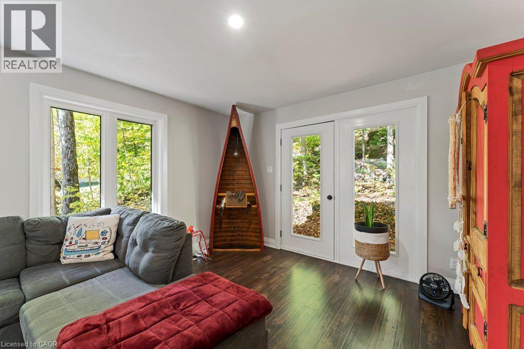 8 15th Avenue Property Photo 23