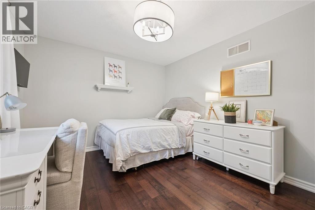 240 Prince's Street Property Photo 25
