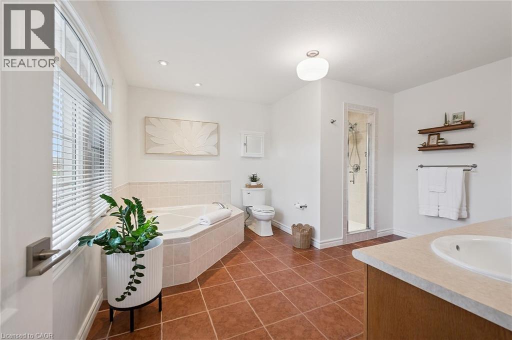 240 Prince's Street Property Photo 30