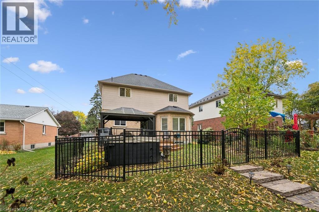 240 Prince's Street Property Photo 39