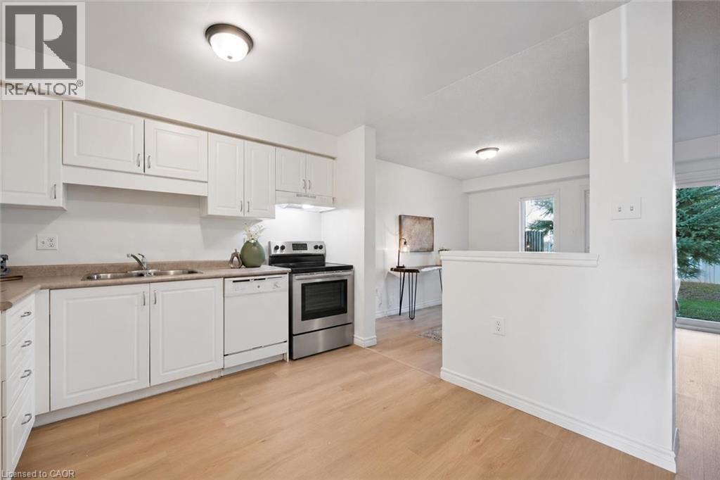 6 Revell Drive Property Photo 7