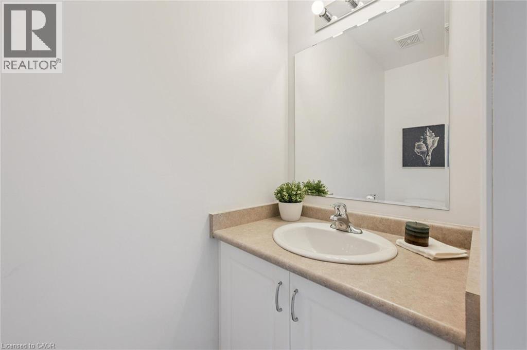 6 Revell Drive Property Photo 8