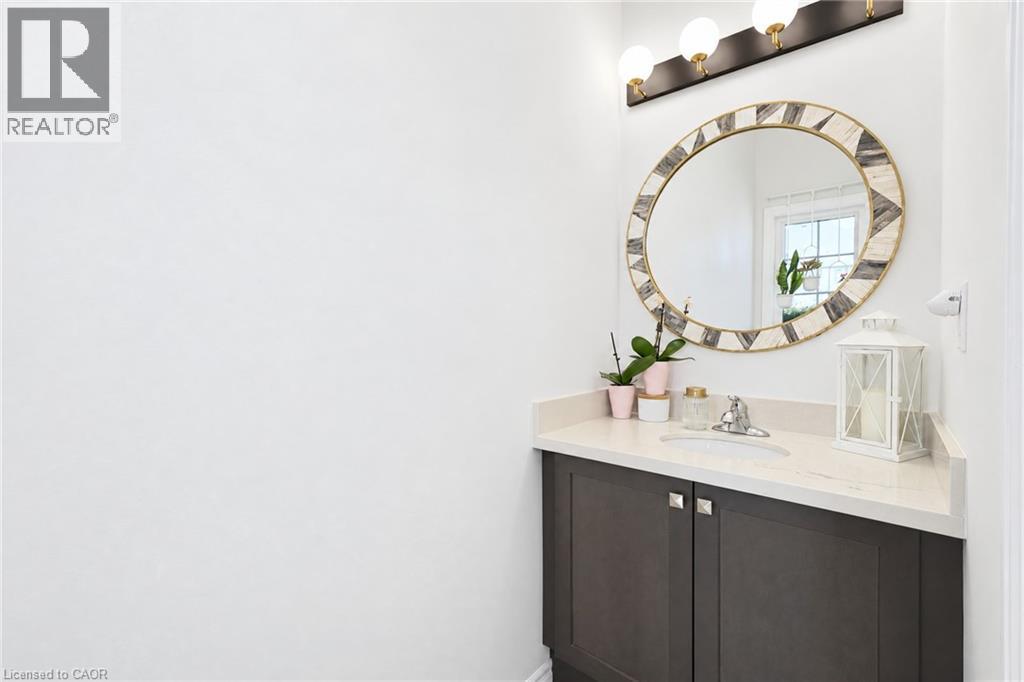 60 Starling Drive Property Photo 4