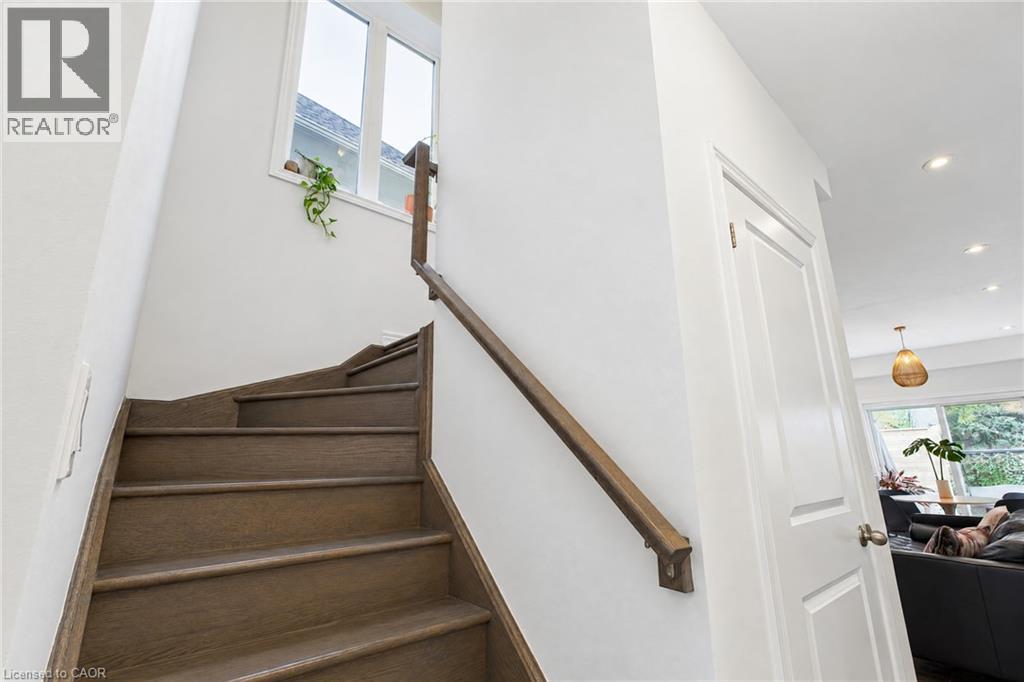 60 Starling Drive Property Photo 16