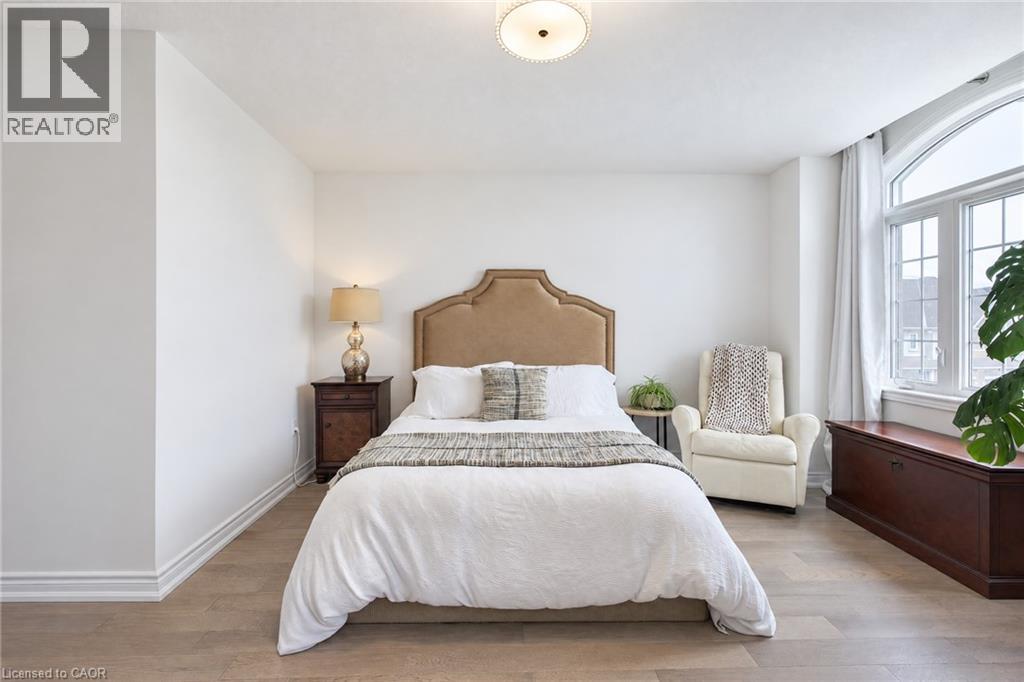 60 Starling Drive Property Photo 17