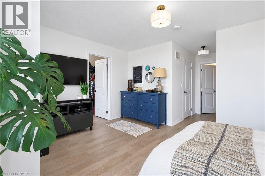 60 Starling Drive Property Photo 20