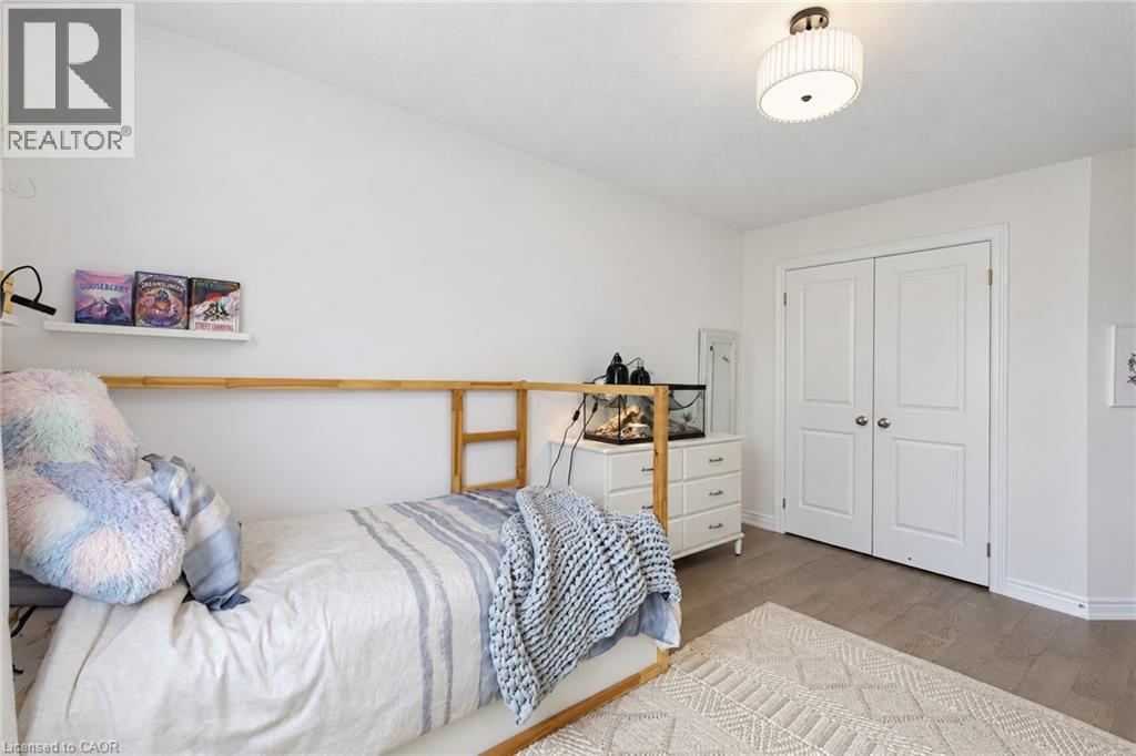 60 Starling Drive Property Photo 26