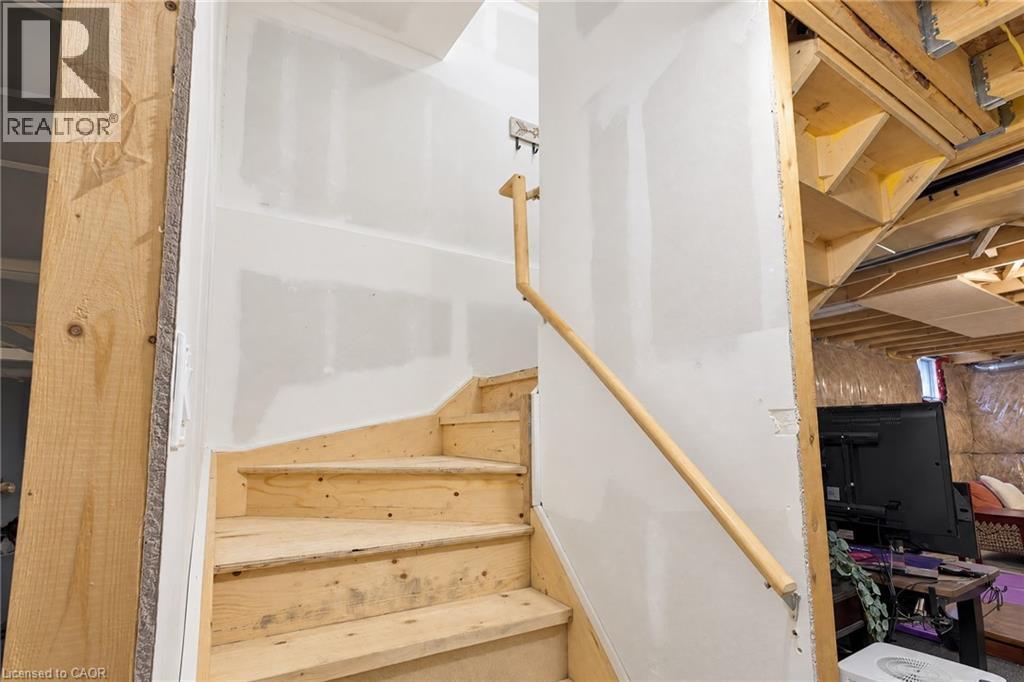 60 Starling Drive Property Photo 30