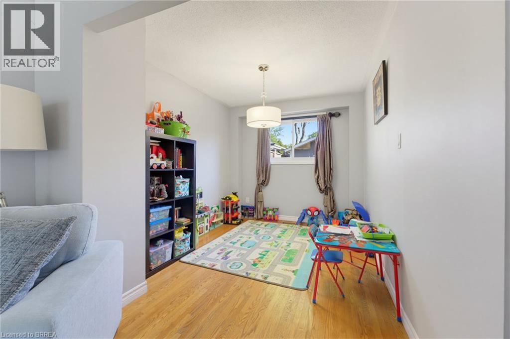 9 Onslow Court Property Photo 9