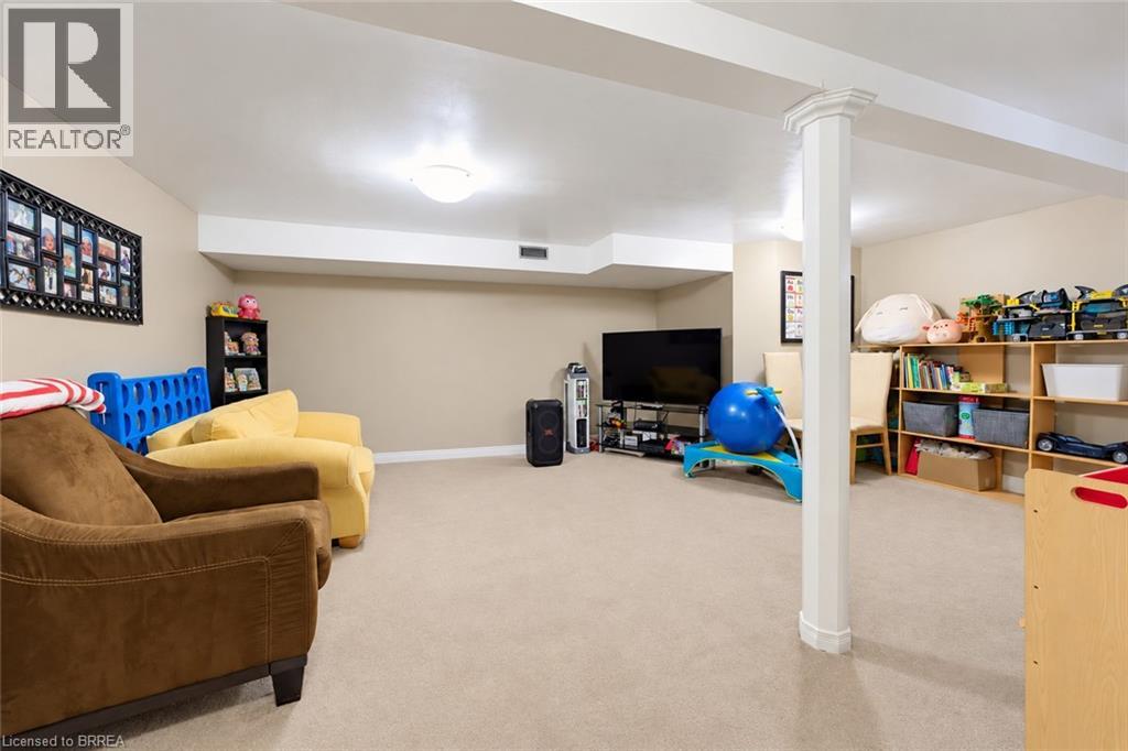 9 Onslow Court Property Photo 15
