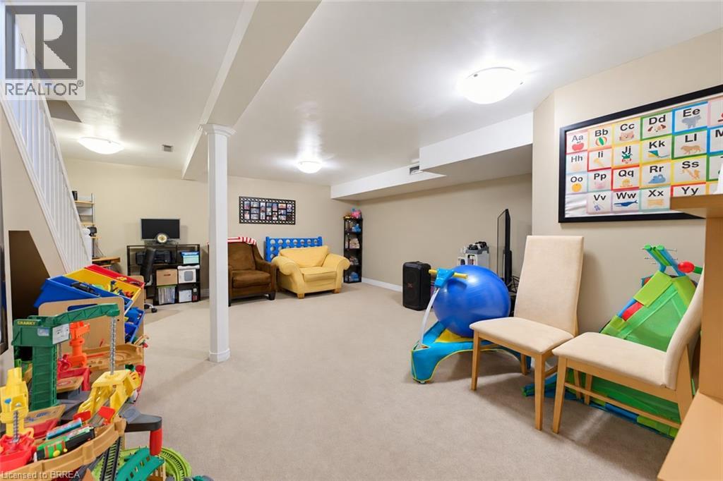 9 Onslow Court Property Photo 16