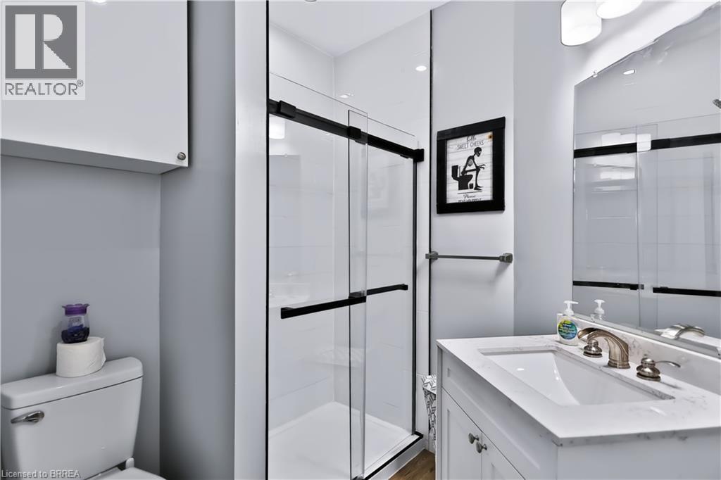 70 River Road Property Photo 17