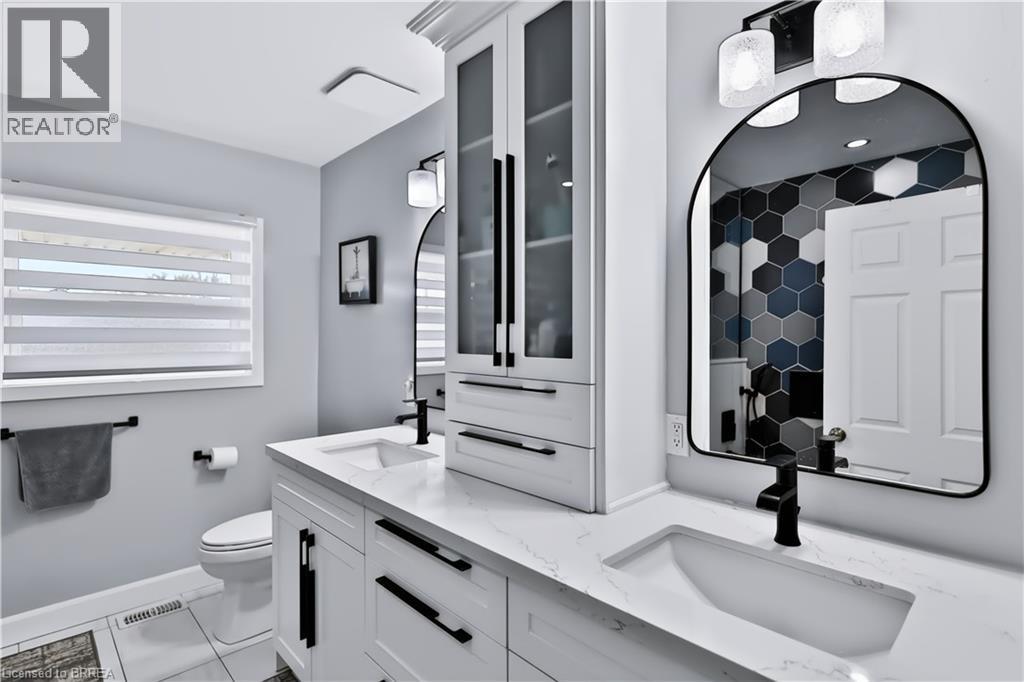 70 River Road Property Photo 21