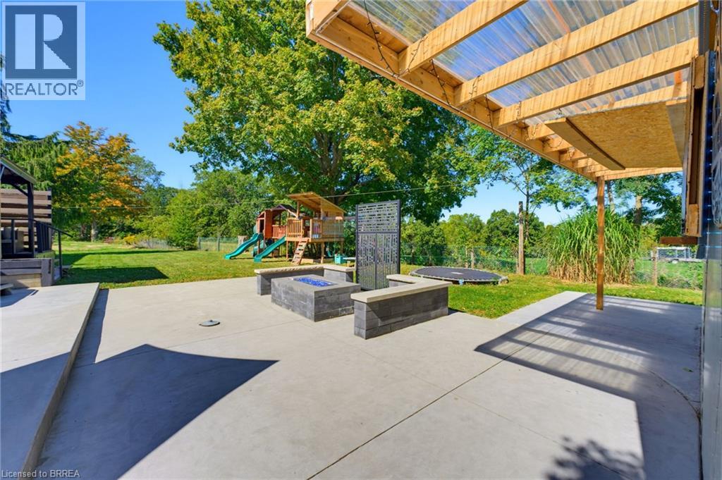 70 River Road Property Photo 39
