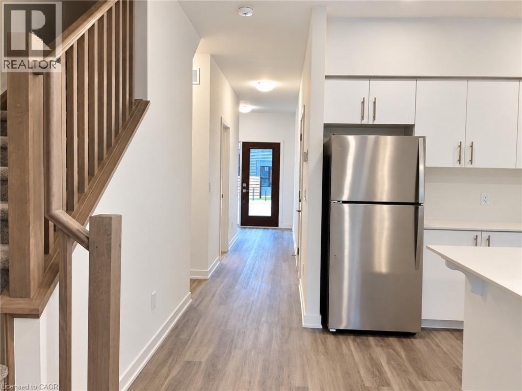 110 Fergus Avenue Unit# 33 Property Photo 4