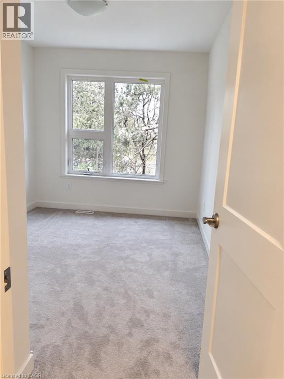 110 Fergus Avenue Unit# 33 Property Photo 9