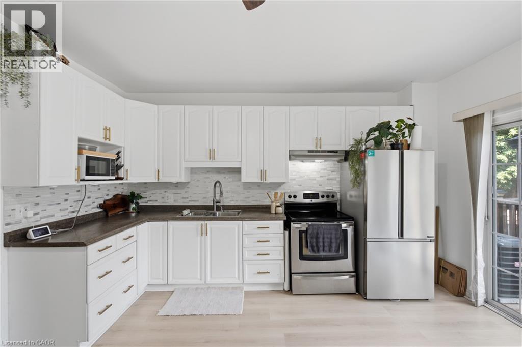 126 Niagara Street Property Photo 16
