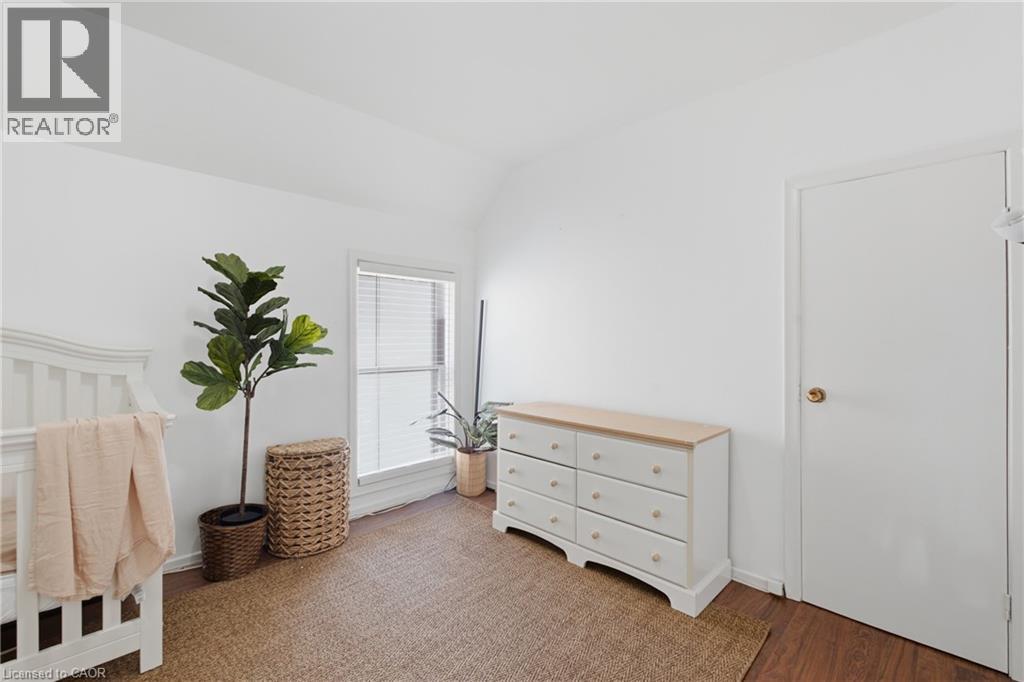 126 Niagara Street Property Photo 27