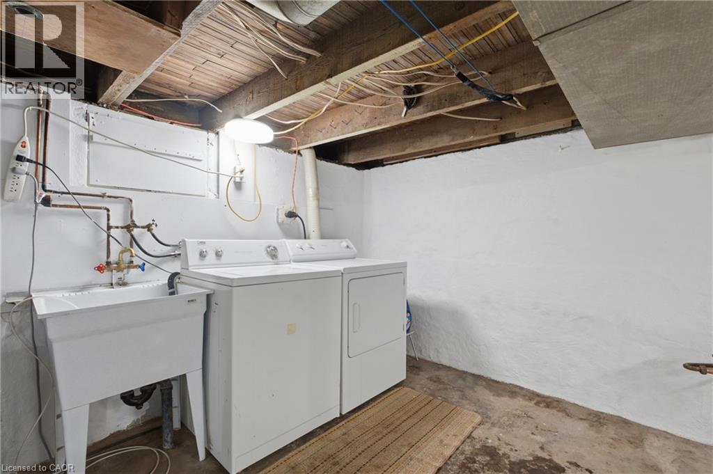 126 Niagara Street Property Photo 31
