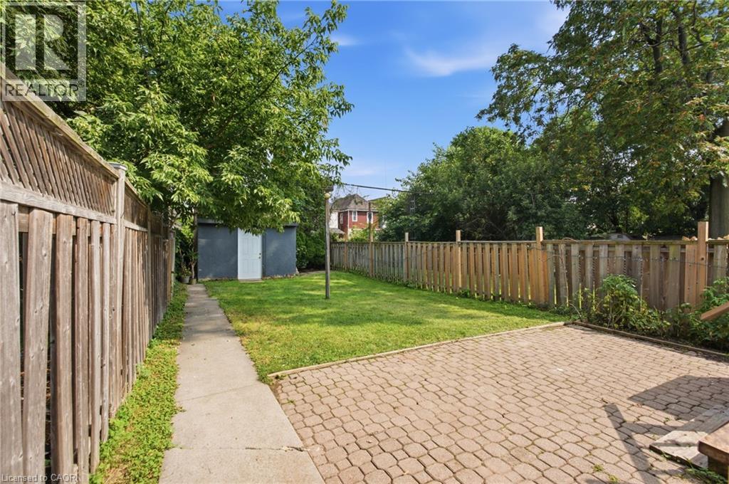 126 Niagara Street Property Photo 33