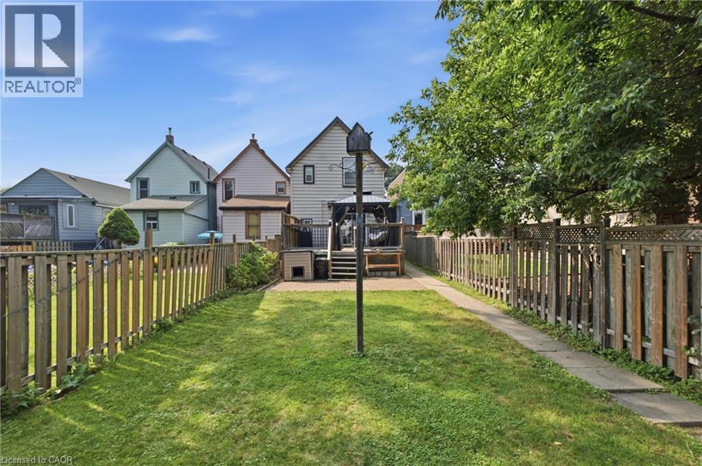 126 Niagara Street Property Photo 35