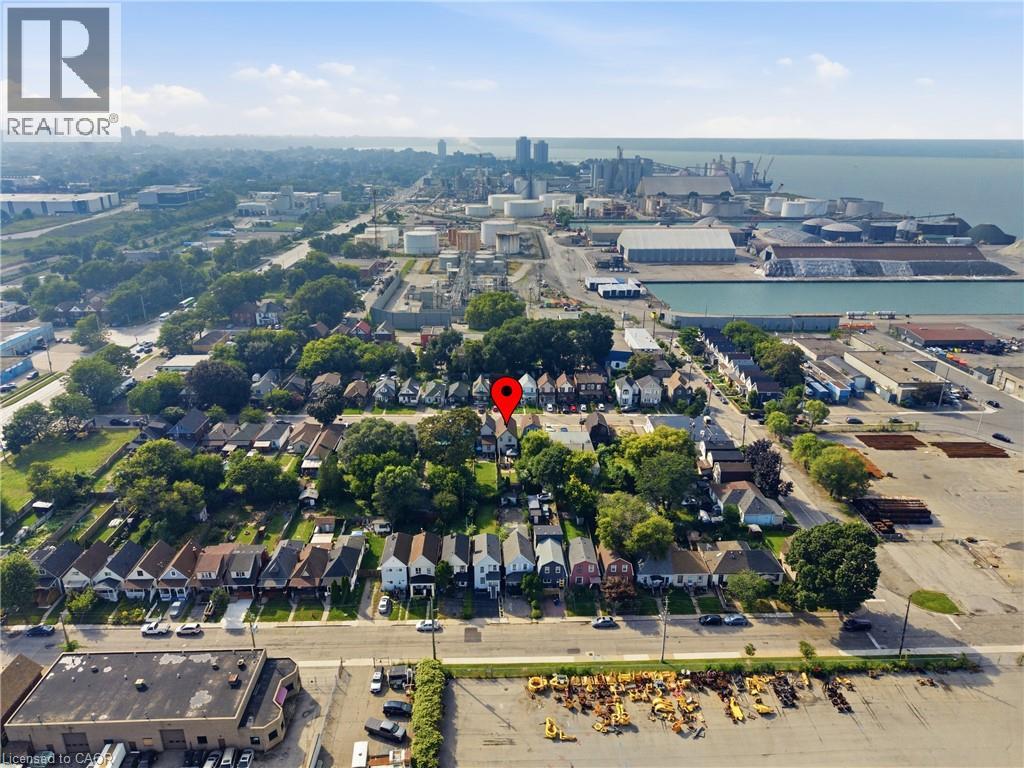 126 Niagara Street Property Photo 49