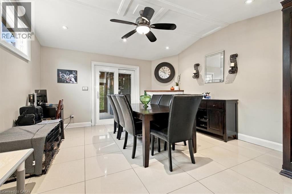 53 Picton Street W Property Photo 17