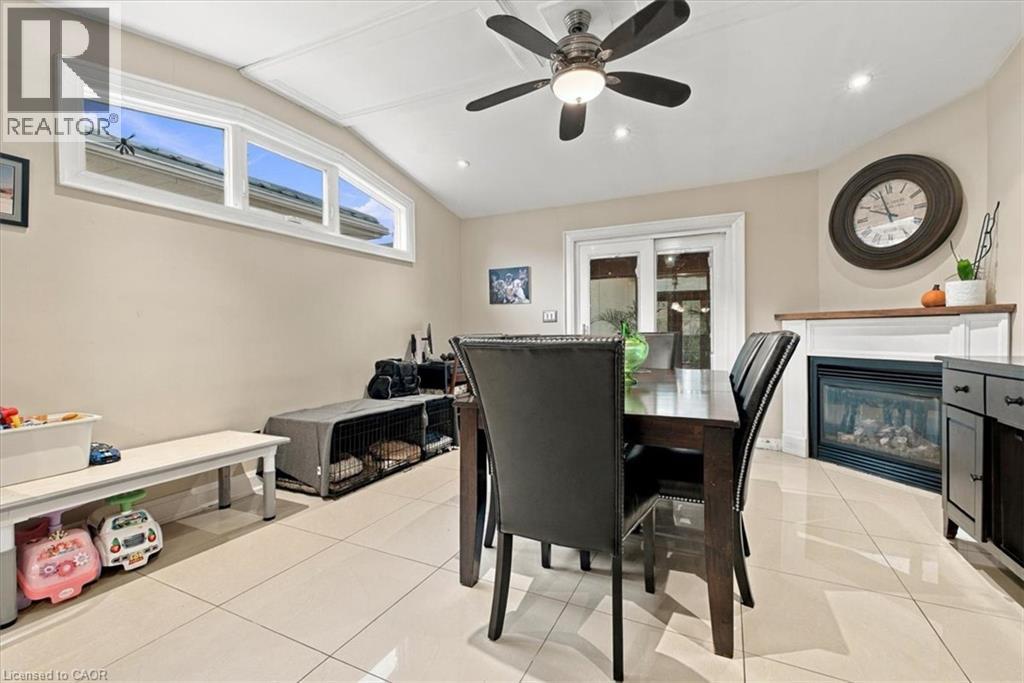 53 Picton Street W Property Photo 18