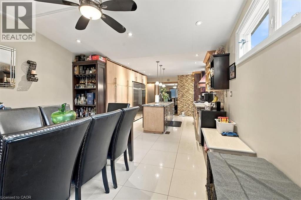 53 Picton Street W Property Photo 19