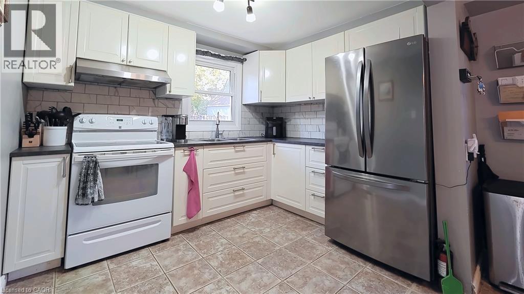 25 Timberlane Crescent Property Photo 9