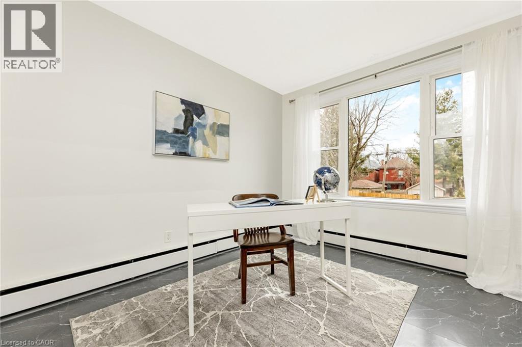 366 Aberdeen Avenue Property Photo 16