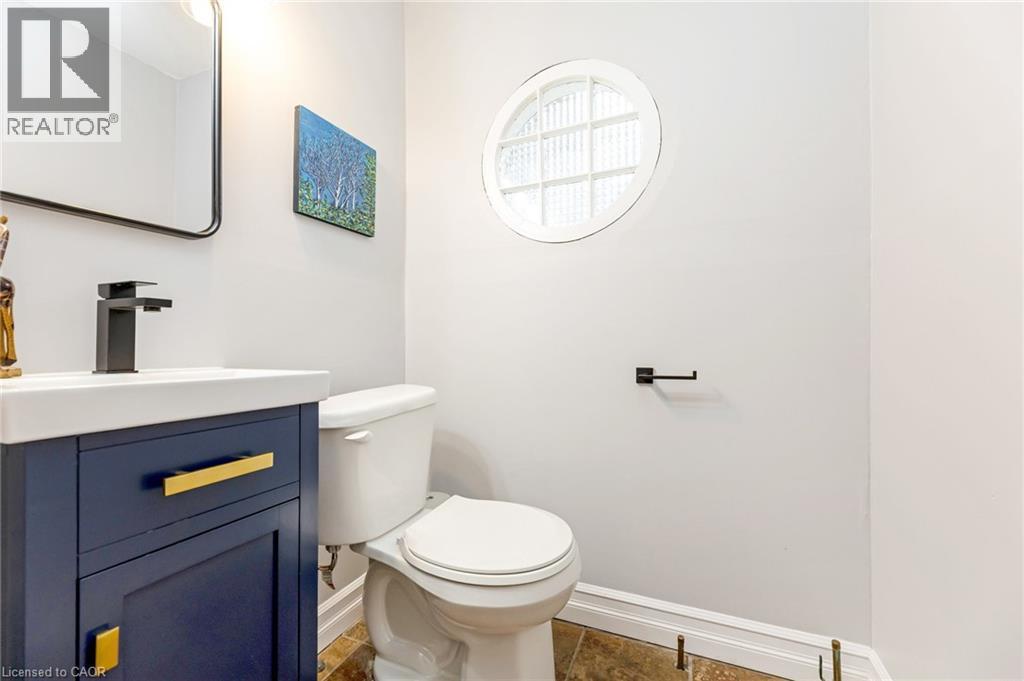 366 Aberdeen Avenue Property Photo 18