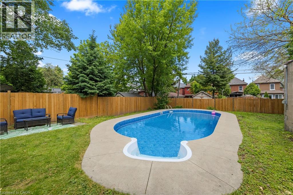 366 Aberdeen Avenue Property Photo 39