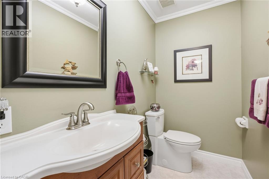 607 Clover Park Crescent Property Photo 20