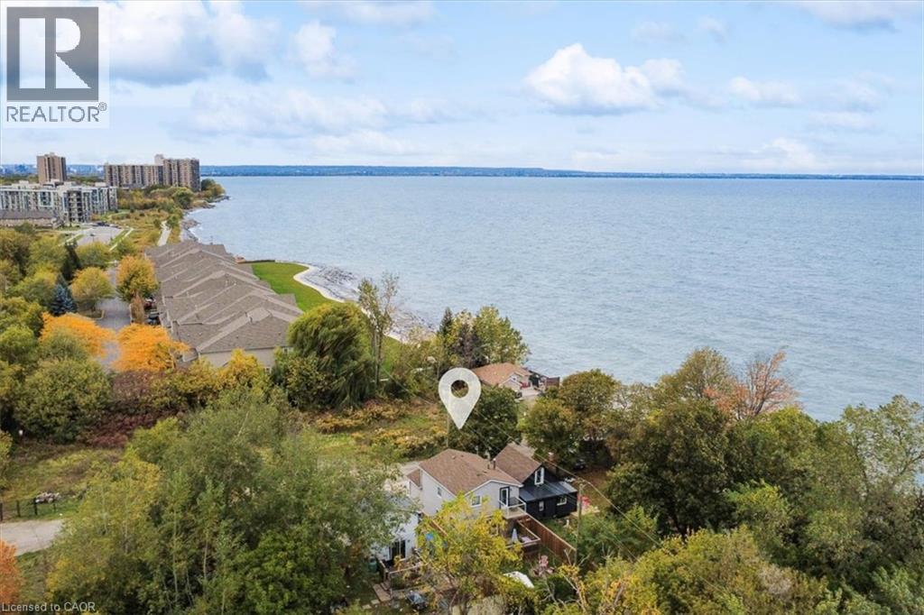 8 First Private Road Property Photo 3