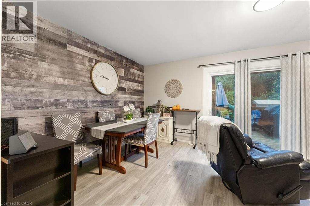 8 First Private Road Property Photo 18