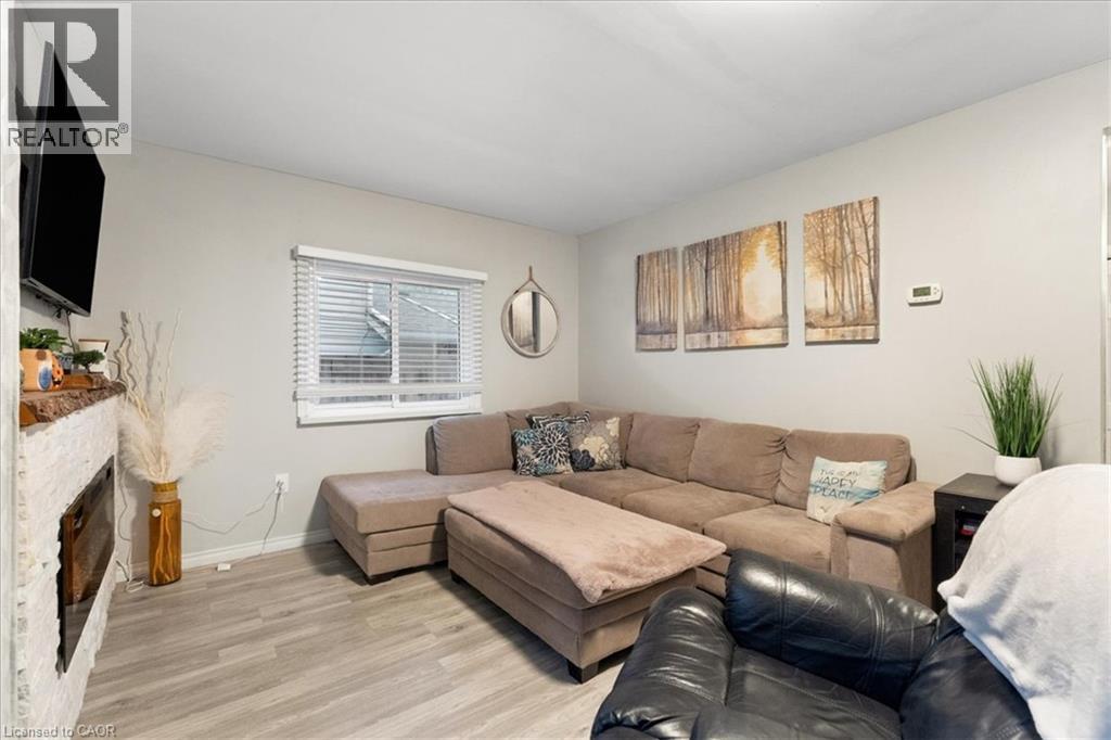 8 First Private Road Property Photo 19