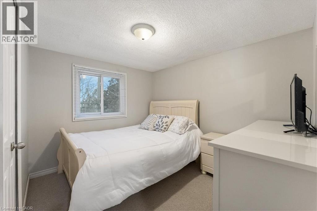 8 First Private Road Property Photo 24