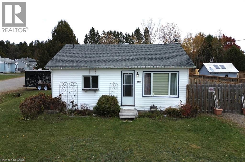 380 LIMIT Street Property Photo 1