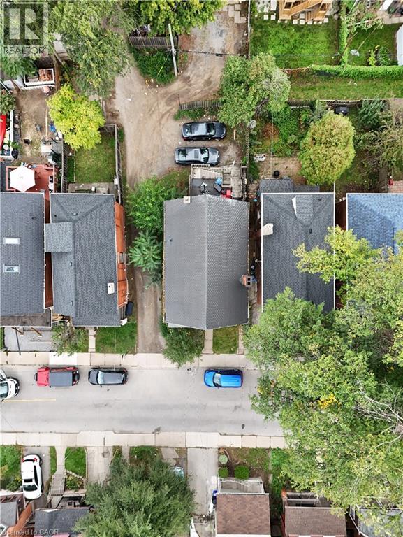 58 Arthur Avenue N Property Photo 3