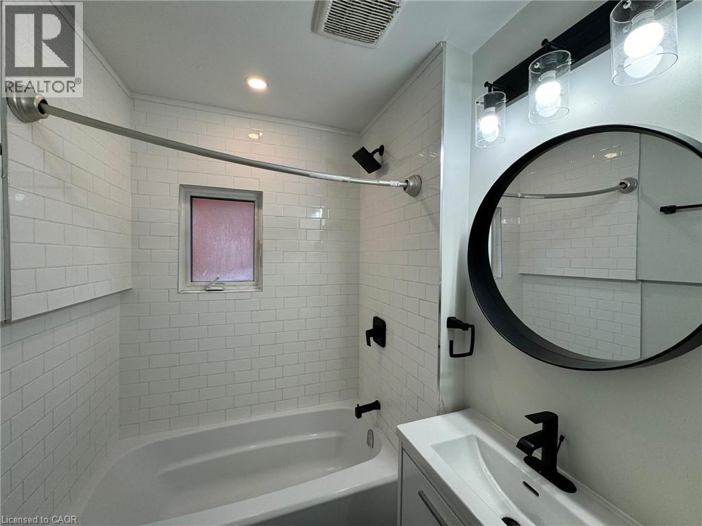 58 Arthur Avenue N Property Photo 7