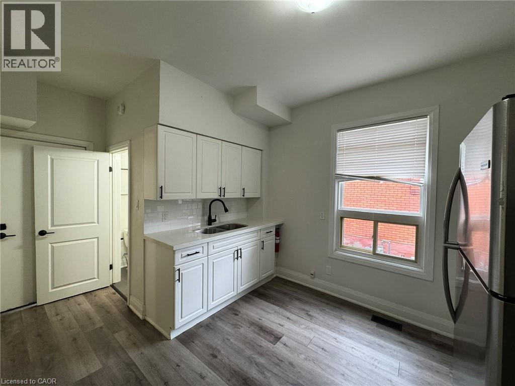 58 Arthur Avenue N Property Photo 10