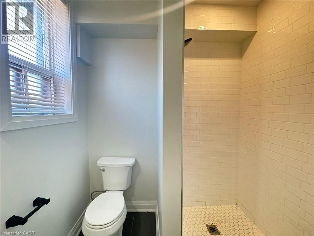 58 Arthur Avenue N Property Photo 21