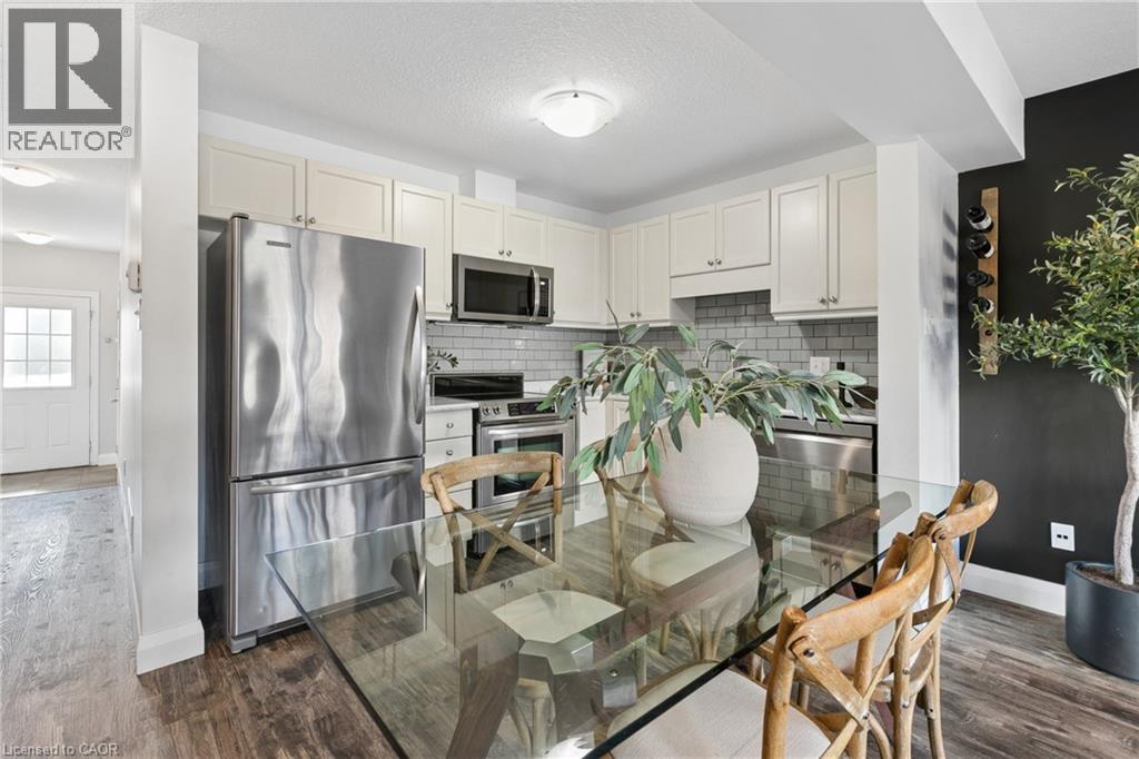 42 Renfrew Street Property Photo 5