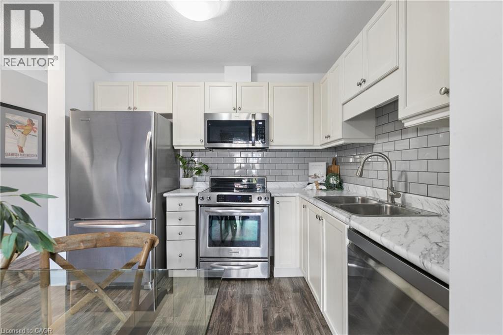 42 Renfrew Street Property Photo 6