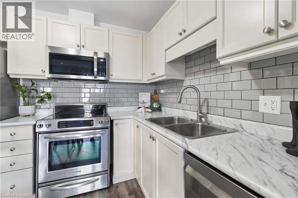 42 Renfrew Street Property Photo 7