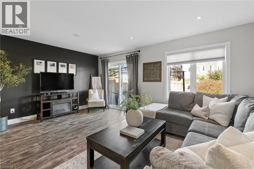42 Renfrew Street Property Photo 9